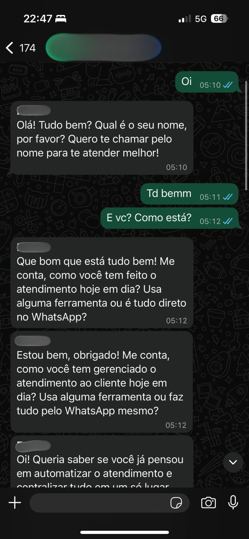 Exemplo de concorrente com mensagens duplicadas e sem progressão de contexto.